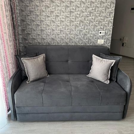 Apartament Anais อัลบายูเลีย ภายนอก รูปภาพ