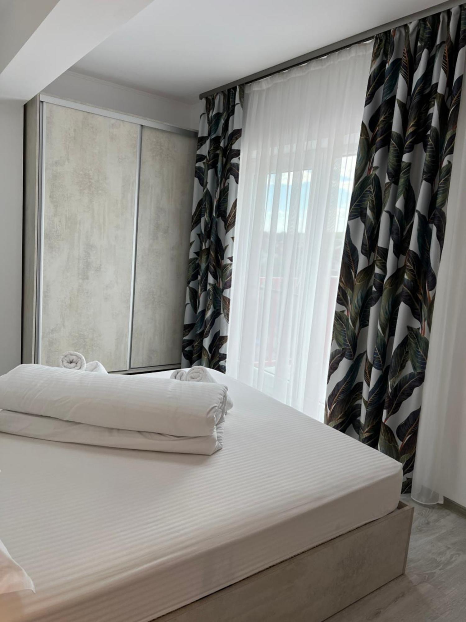 Apartament Anais อัลบายูเลีย ภายนอก รูปภาพ